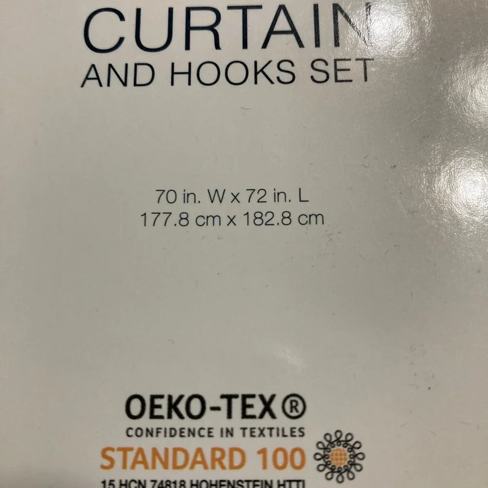 NWT * Shower Curtain Set